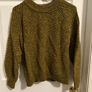 Universal Thread Green Crew Neck Sweater with Textured Knit